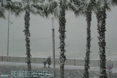 Reisebericht Barcelona Barceloneta Strand Winter Schnee